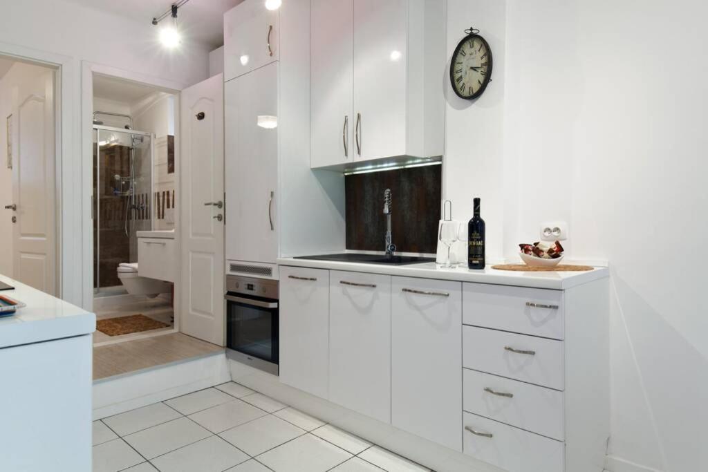 Joy4You Apt Near Beach And Center سبليت المظهر الخارجي الصورة