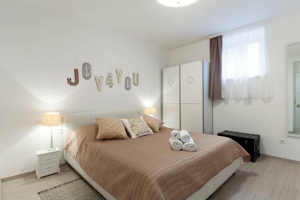 Joy4You Apt Near Beach And Center سبليت المظهر الخارجي الصورة